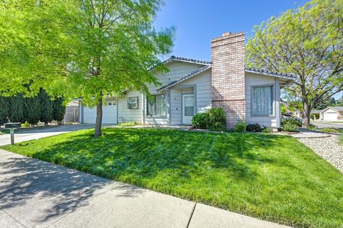 2923 Baronet Way, Sacramento, CA, 95833 | Card Image