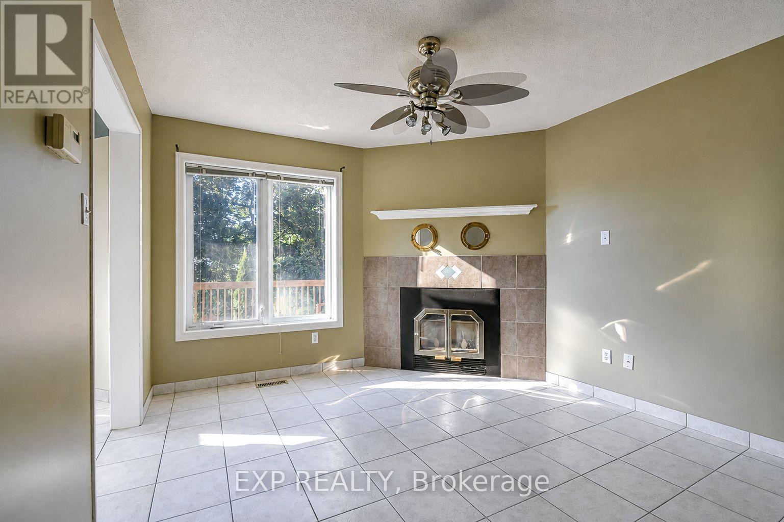 Residential in Barrie (Sunnidale) 4