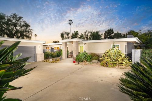 2129 N San Marcos Pl, Claremont, CA, 91711 | Card Image