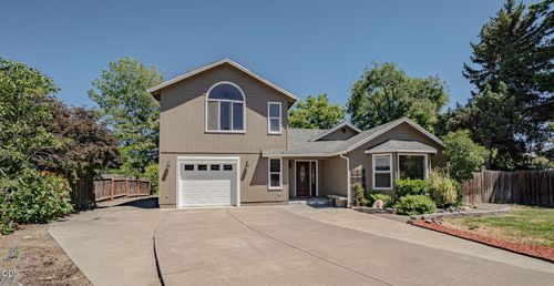 171 Peggy Ln, Talent, OR, 97540-9757 | Card Image