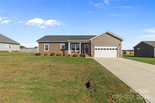 18-1133 Knox Farms Blvd, Woodleaf, NC, 27054-9733 | Card Image