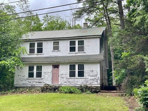 247 Main St, Candia, NH, 03034-2411 | Card Image