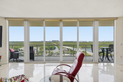 1003-6051 N Ocean Dr, Hollywood, FL, 33019-4620 | Card Image