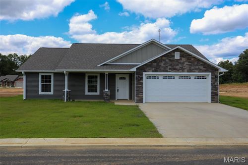 217 Gucci Drive, Poplar Bluff, MO, 63901 | Card Image
