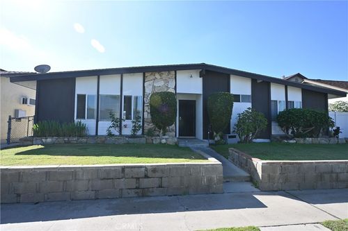 6062 Lime Ave, Cypress, CA, 90630-3355 | Card Image