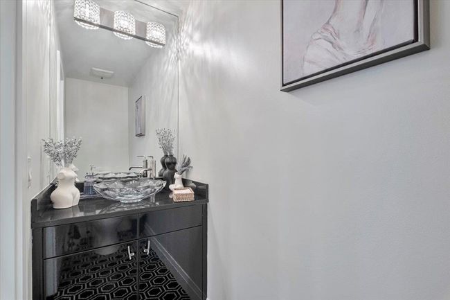 Powder room | Image 10