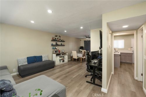apt-26-349 N Eucalyptus Ave, Rialto, CA, 92376-6075 | Card Image