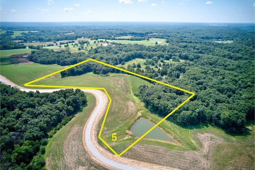 5 W Mariposa Ridge Rd, COLUMBIA, MO, 65202 | Card Image