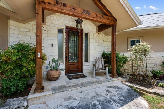 523 County Road 136 A, House other with 3 bedrooms, 3 bathrooms and null parking in Kingsland TX | Image 5