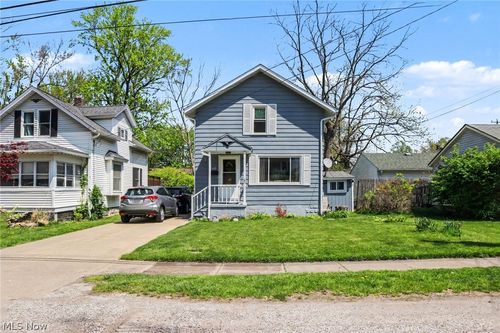 419 Meadow Ln, Painesville, OH, 44077-3545 | Card Image