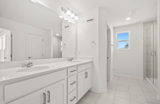 First Floor Powder Room | Image 11