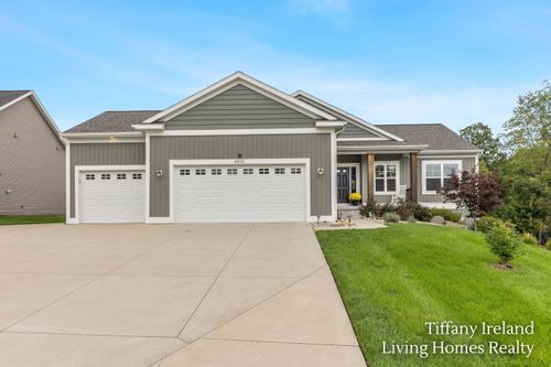 6310 Bentley Dr, Belmont, MI, 49306-9765 | Card Image