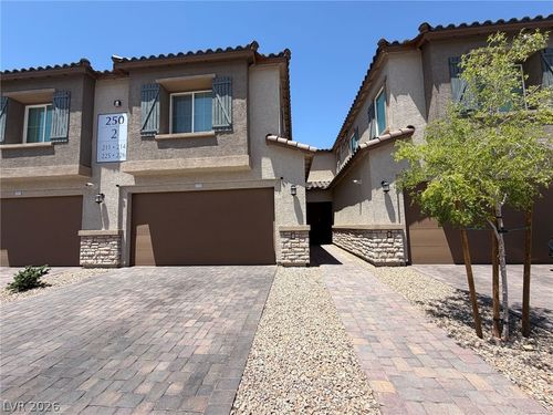 212-250 Cordelia Cove Ave, Henderson, NV, 89011-5592 | Card Image