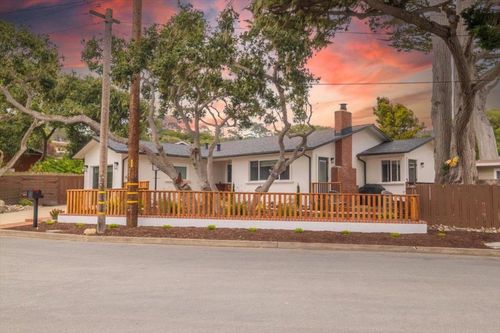 255 Sinex Ave, Pacific Grove, CA, 93950-4634 | Card Image