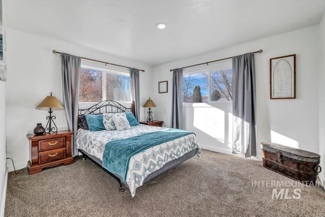 1930 Poplar Ave, House other with 5 bedrooms, 3 bathrooms and null parking in Twin Falls ID | Image 11