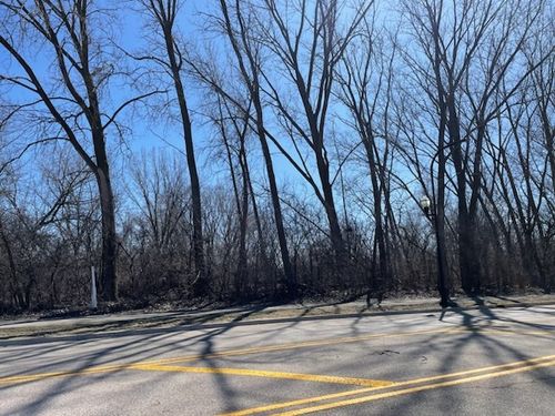 003 South St, ELGIN, IL, 60123 | Card Image