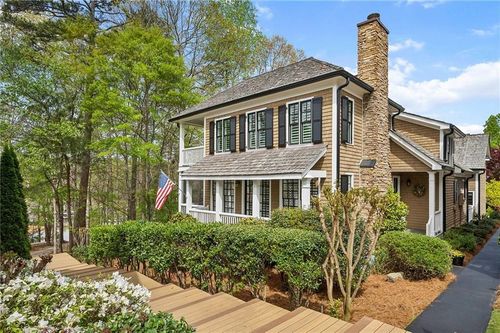 407 Waterfront Park Ln, Dawsonville, GA, 30534-5776 | Card Image