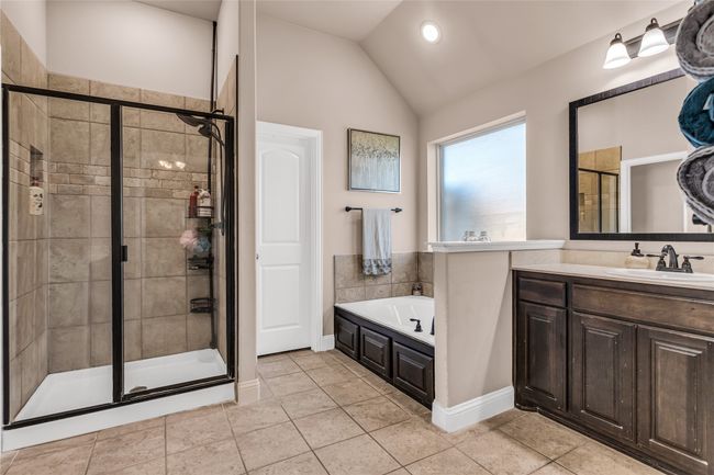 1130 Yukon Blvd, House other with 4 bedrooms, 3 bathrooms and null parking in Waxahachie TX | Image 25
