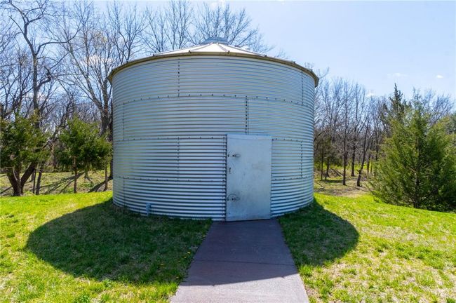 9016 Se Highway 69, House other with 3 bedrooms, 3 bathrooms and null parking in Cameron MO | Image 59