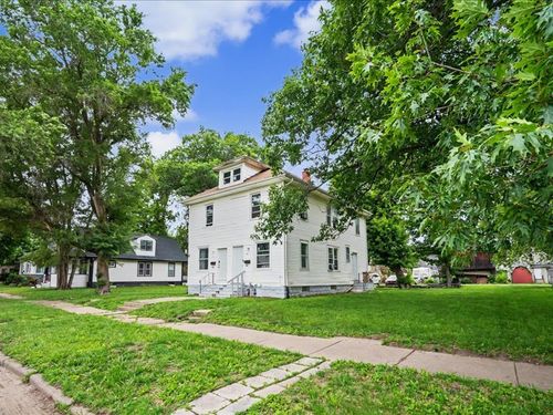 921 12th Ave, Rock Island, IL, 61201-2332 | Card Image