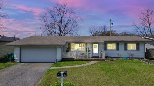 528 Raven Rd, Valparaiso, IN, 46385 | Card Image