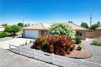 761 Kansas Street, House other with 3 bedrooms, 2 bathrooms and null parking in Pahrump NV | Image 3