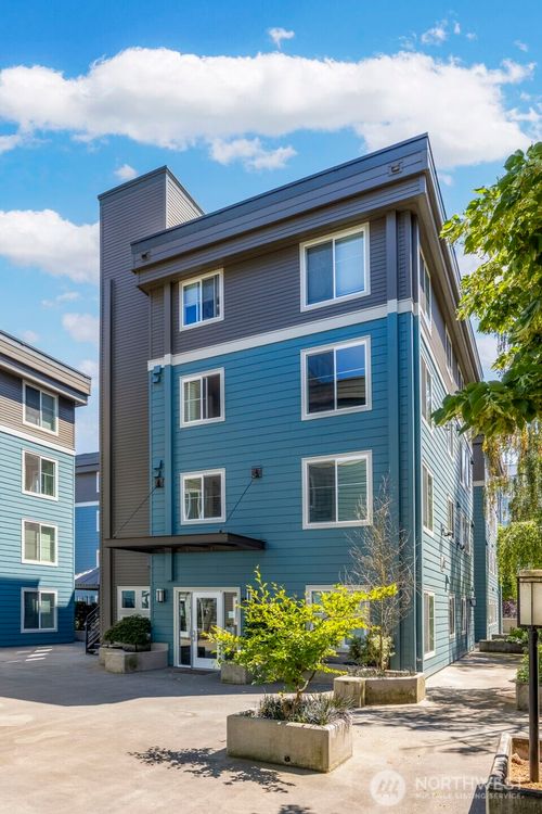 unit-a310-300 10th Ave, Seattle, WA, 98122-7701 | Card Image