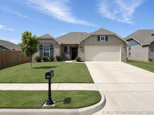 13009 E 124th Street N, Owasso, OK, 74021 | Card Image