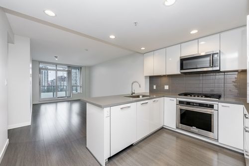 2207-3093 Windsor Gate, Coquitlam, BC, V3B0N2 | Card Image