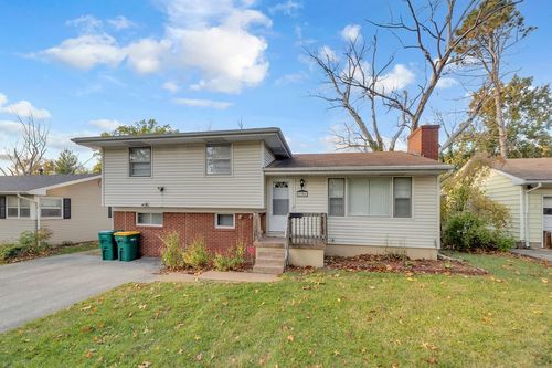 2306 Yorkshire Dr, Decatur, IL, 62526-3316 | Card Image