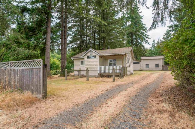 3381 208 St, House other with 3 bedrooms, 2 bathrooms and 9 parking in Langley BC | Image 7