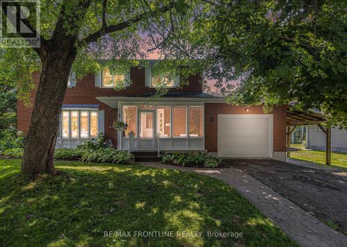 12 Glenview Cres, Perth, ON, K7H2L2 | Card Image