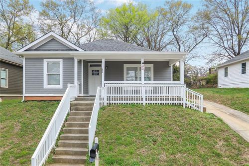 652 Hugh St Sw, Atlanta, GA, 30310-2002 | Card Image