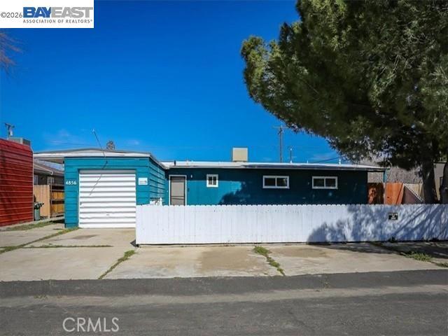 Residential in New Cuyama