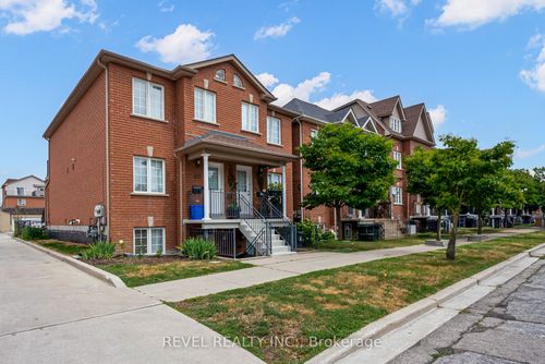 98 Connolly St, Toronto, ON, M6N5G3 | Card Image