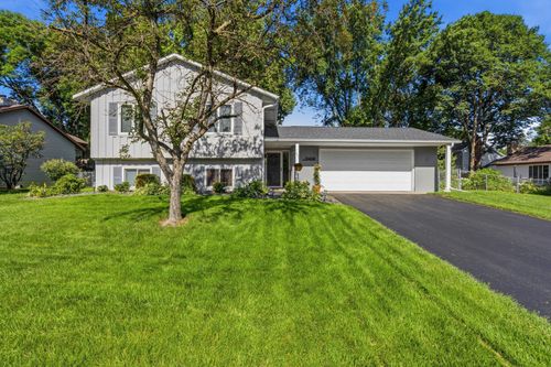 10408 Zinran Avenue S, Bloomington, MN, 55438 | Card Image