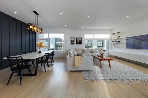 17-602 Lile Dr, North Vancouver, BC, V7G0B3 | Card Image