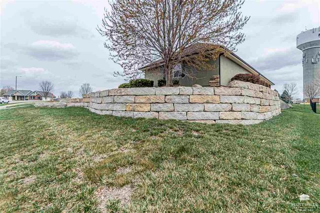 1109 S Mill Point Cir, House other with 4 bedrooms, 3 bathrooms and null parking in Manhattan KS | Image 49