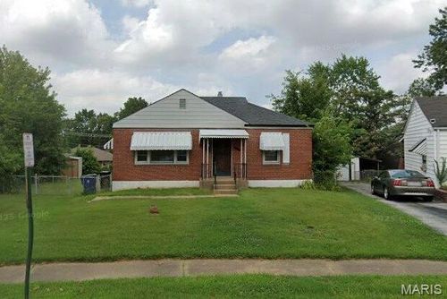 10205 Saint Daniel Ln, Saint Ann, MO, 63074-3814 | Card Image