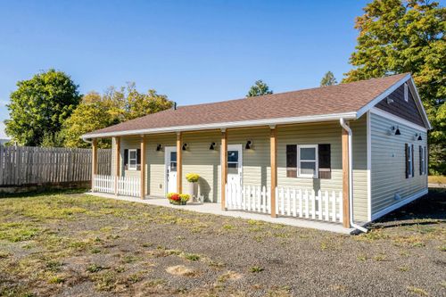 17 Mckenna St, Bridgetown, NS, B0S0B1 | Card Image