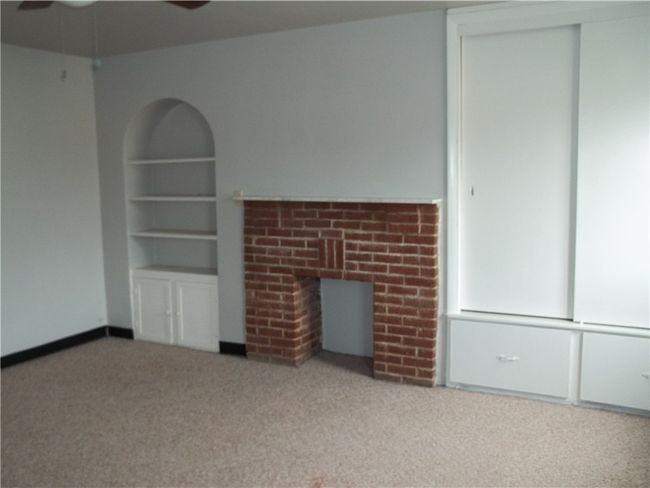 223 Ella St, House other with 3 bedrooms, 2 bathrooms and 4 parking in Bloomfield PA | Image 15