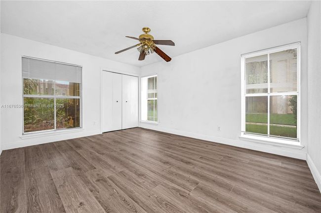 APT-811 - 833 Riverside Dr, Condo with 2 bedrooms, 1 bathrooms and null parking in Coral Springs FL | Image 14