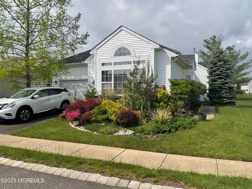 6 Ravenna Rd, Manchester, NJ, 08759-6263 | Card Image