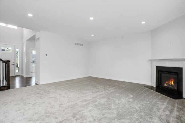 667 Allegheny Dr, House other with 4 bedrooms, 3 bathrooms and null parking in South Lyon MI | Image 14