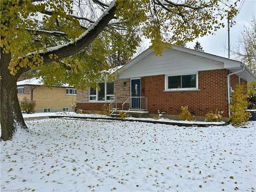 {{alt}} | Card Image