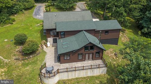 3967 Hidden Valley Ln, Linden, VA, 22642-1849 | Card Image