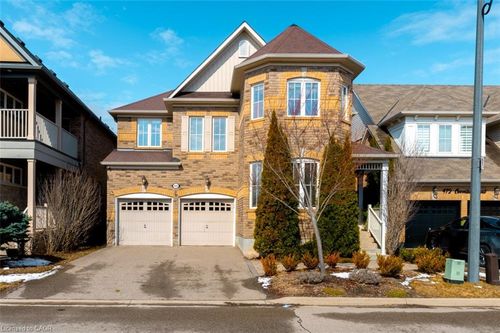 468 Coombs Crt, Milton, ON, L9T7N5 | Card Image