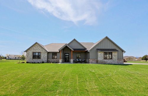 115 N Estes St, Garden Plain, KS, 67050-8912 | Card Image