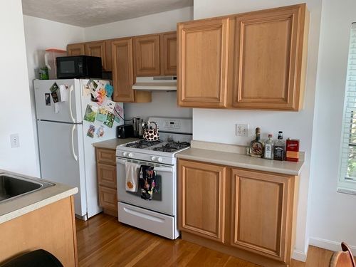 apt-2-6 School St, Chelsea, MA, 02150-2781 | Card Image