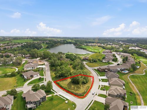 1211 W Ridge Way, Ashland, NE, 68003-6212 | Card Image